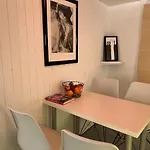Large Basement Apartment In The Middle Of Odense