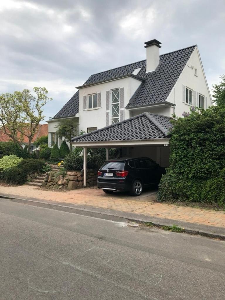Large Basement In The Middle Of Lejlighed
