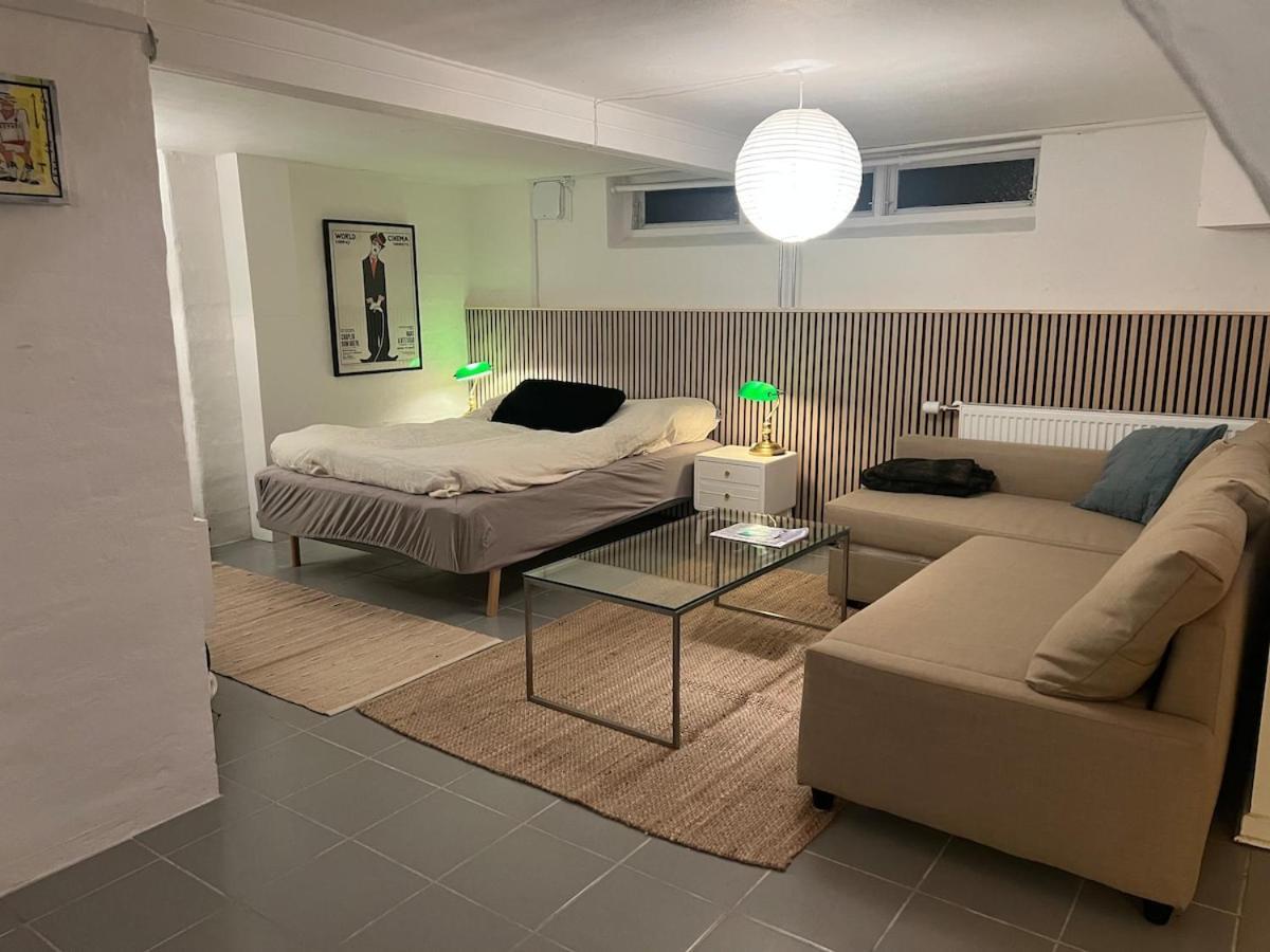 Large Basement In The Middle Of Odense